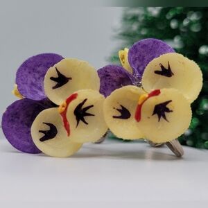 ✨2/$10✨ Handmade Cute Pansy Flower Purple Screw-back Earrings Vintage White